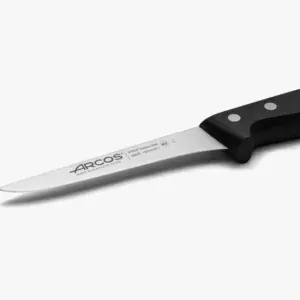 Cuchillo deshuesador Arcos Universal en su estuche de presentación