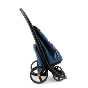 Carro de compra Rolser Clec Thermo Polar 8 Plus en uso, empujado con 4 ruedas